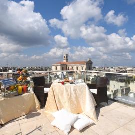 SANTA CHIARA SUITE HOTEL & SPA - Lecce，萊切的飯店