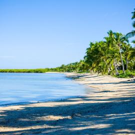 First Landing Beach Resort & Villas, hotel en Lautoka