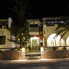 Achilleion Hotel, hotel Szkíroszban