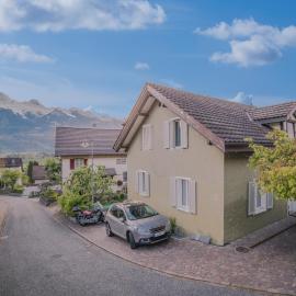 Ferienwohnung für zwei Personen mit Küche, Hotel in Triesen