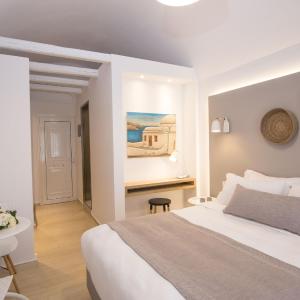 Superior Studio with pool view 