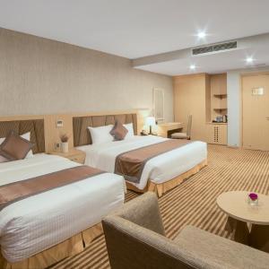 Deluxe Family Room