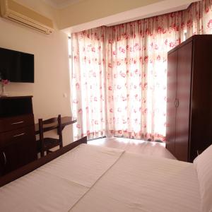 Double Room with Balcony and Sea View