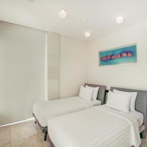 Three-Bedroom Suite with Well Equipped - Kitchenette