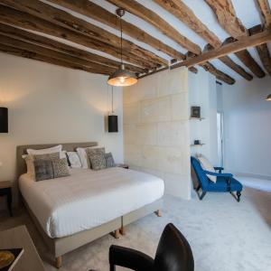 King Room with Spa Bath