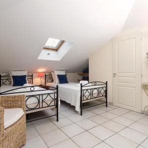 Four Rooms Three-Bedroom Villa (6/8 Adults)