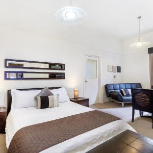 Executive Double Room with Spa Bath