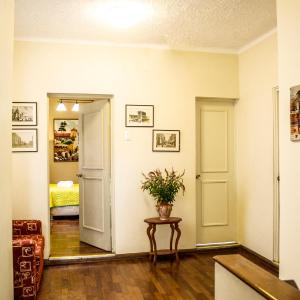 Standard Twin Room with Shared Bathroom