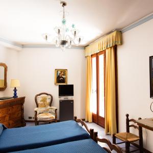 Deluxe Double or Twin Room with Balcony