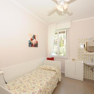 Economy Single Room with Private External Bathroom