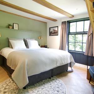 Suite with Bath