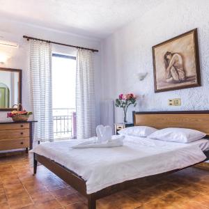 Double or Twin Room with Garden View