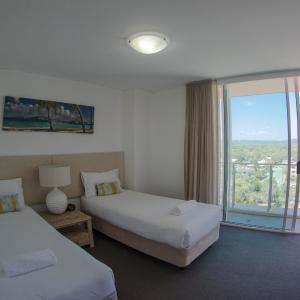 Three-Bedroom Apartment with Ocean View