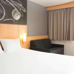 Standard Double Room with Sofa