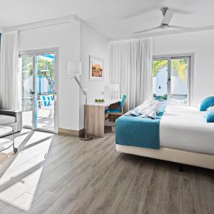 Prestige Junior Suite (2 Adults + 1 Child)