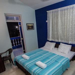 Twin Room with View