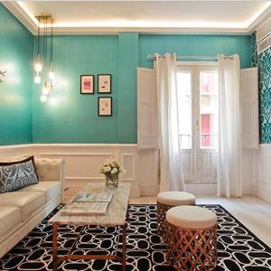 One-Bedroom Apartment with Hot Tub