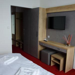 Double or Twin Room with Extra Bed