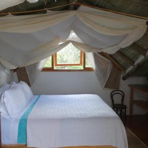 Double Room with Balcony (2 Adults + 1 Child)