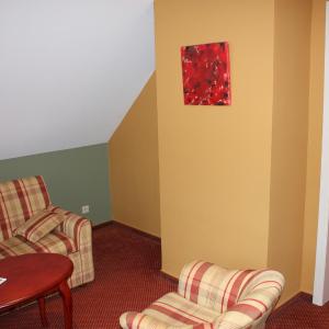 Family Room (2 Adults + 1 Child)