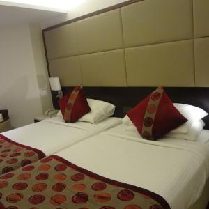 Club Room with Complimentary Upgrade(Subject to Availability) and 20% Discount on Food and Beverage