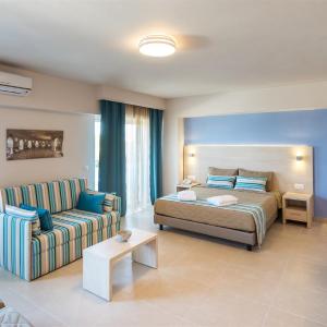 Superior Double or Twin Room with Mountain View