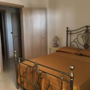 Small Double Room with Private External Bathroom