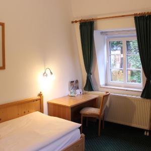 Single Room with Bathroom