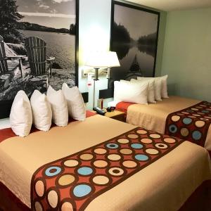 Standard Queen Room with Two Queen Beds