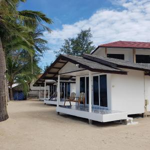 Bungalow - Beach Front