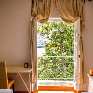 Suite with Sea View