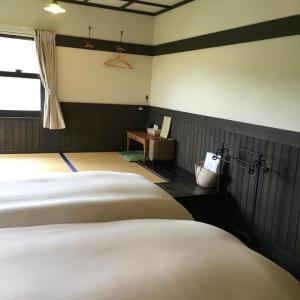 Room with Tatami Area with Shared Bathroom