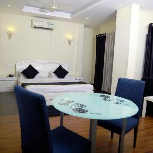 Deluxe Double Room with A/C