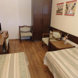 Two-Bedroom Apartment with Garden View