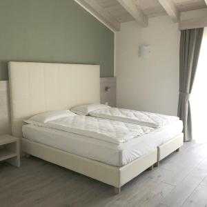 Standard Double or Twin Room with Balcony