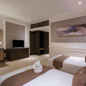 Executive Room with Pool Access