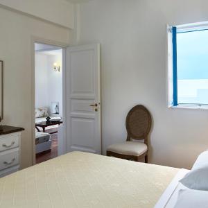 Deluxe Suite with Sea View