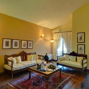 Suite with Lake View