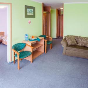 Studio Quadruple Room