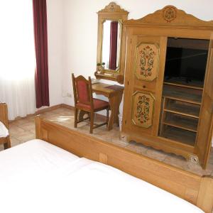 Basic Triple Room