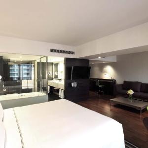 Mira Suite 70 with Club Access