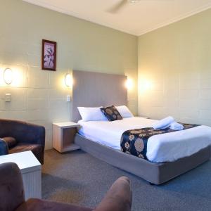 Deluxe Queen Room - Not Pet Friendly