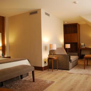 Triple Room (2 Adults + 1 Child)