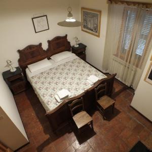 Double or Twin Room with Bathroom