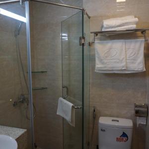 Twin Room with Private Bathroom