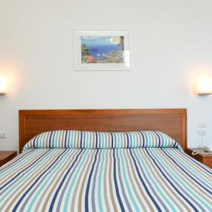 Double or Twin Room with Sea View