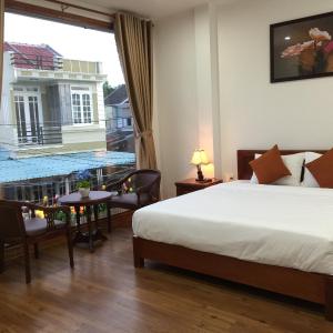 Deluxe King Room