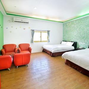 Economy Quadruple Room