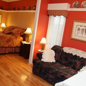 Queen Room with Sofa Bed