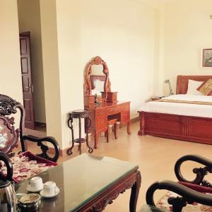 Deluxe King Suite